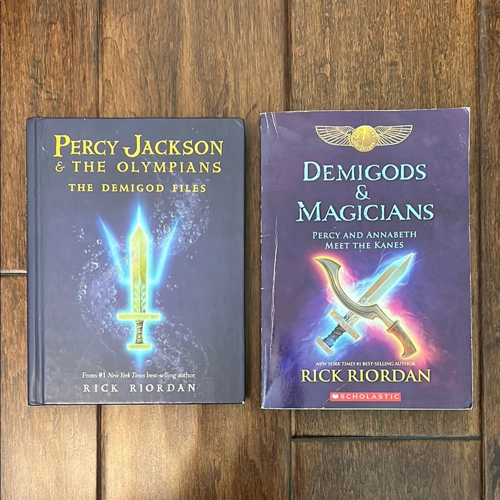 Percy Jackson & The Olympians The demigod files & Demigods & Magicians